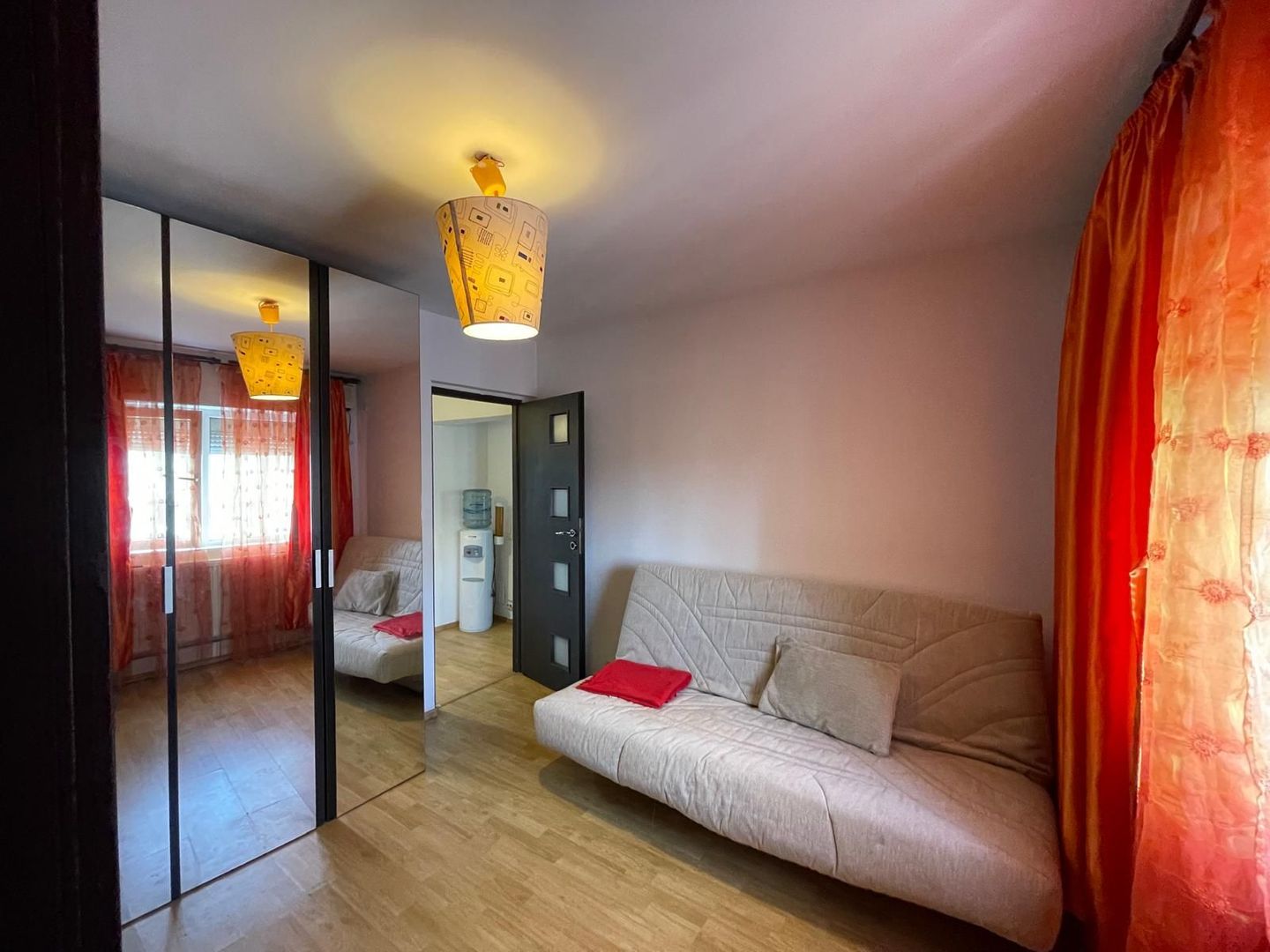 AP. 3 CAMERE TIMPURI NOI, LOC PARCARE, CENTRALA, METROU 10 MINUTE - Poză 6