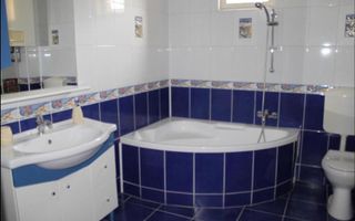 Casă spațioasă | 250 mp utili | 8 camere | Curte cu filigorie - Poză 7