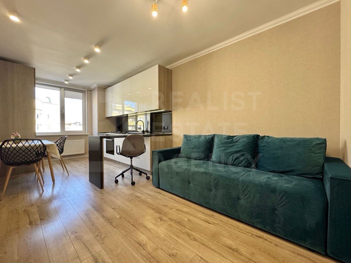 Chirie, apartament, 1 cameră,  strada Pietrăriei, Centru - Poză 1