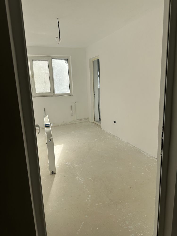 Apartament 2 camere, parter, renovat, Zona Doua Babe - Poză 1