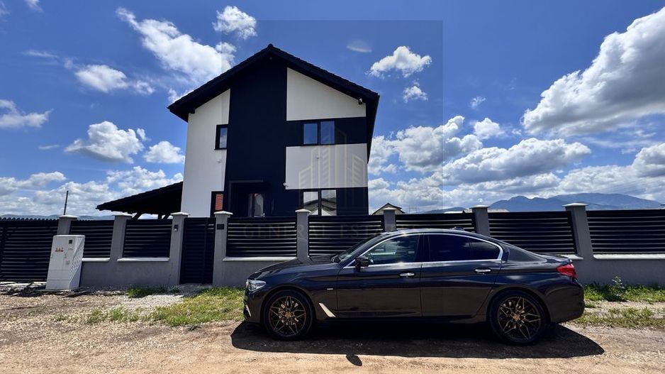 Casă Smart Premium – curte 700 mp, mobilată, controlat din telefon - Poză 1