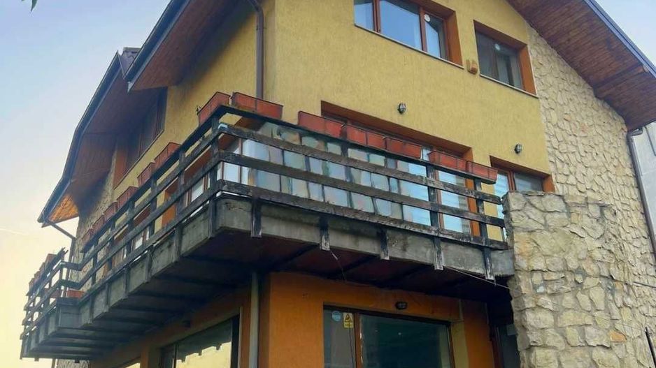 Vilă  în Nordul Bucureștiului - Poză 3