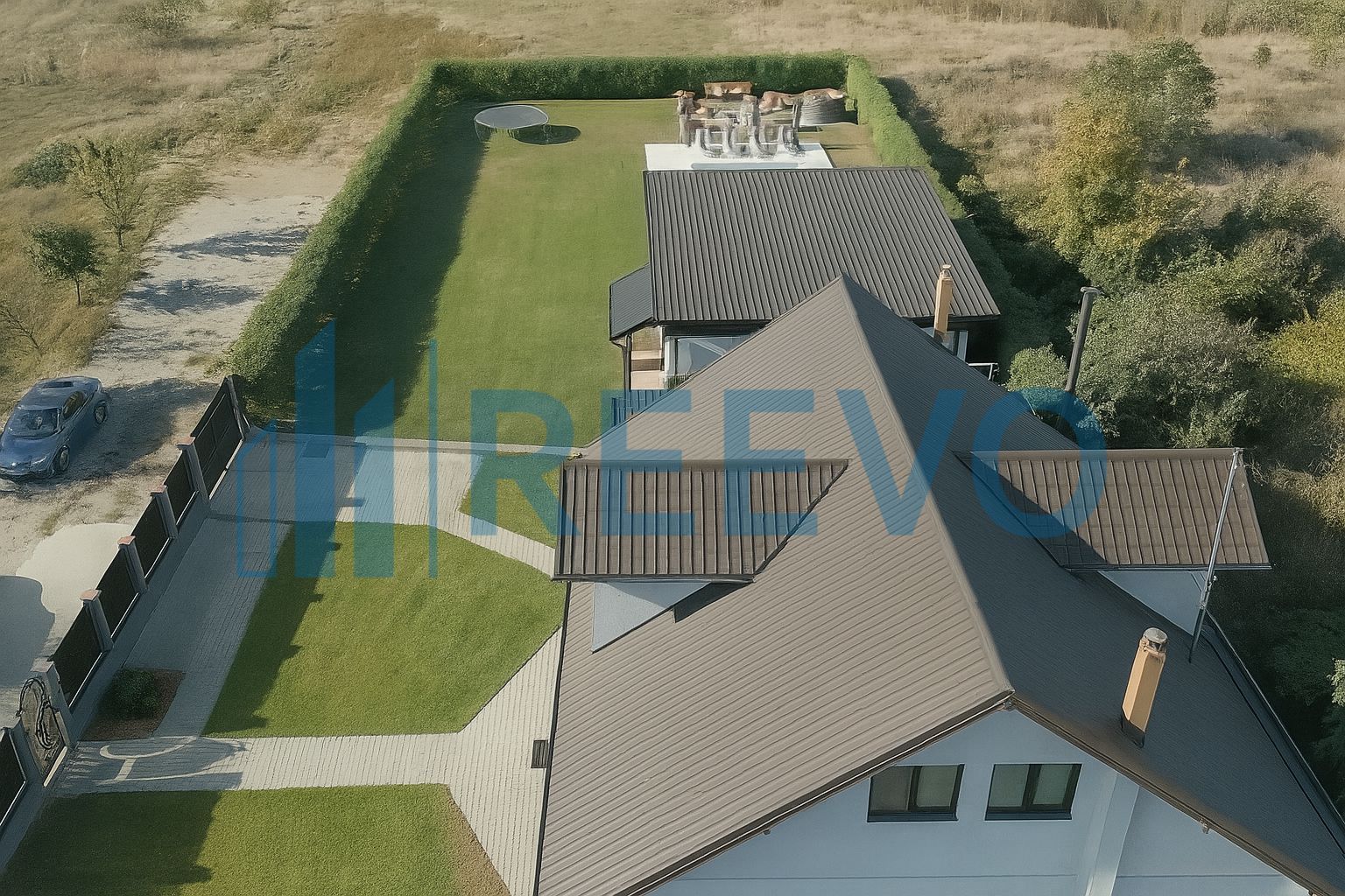 Proprietate Premium cu Două Case și Piscină în Hemeiuș - Poză 3