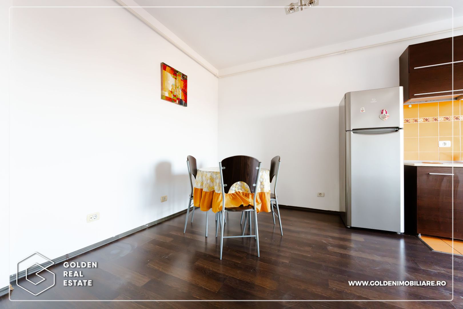 Apartament modern cu terasă de 22 mp, Str. Herculane, bloc 2008 - Poză 6