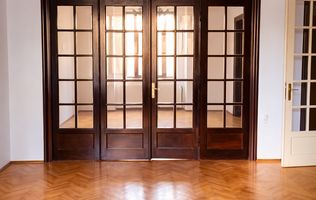 Apartament în vilă interbelică | 93 mp | Moșilor | Elemente Originale