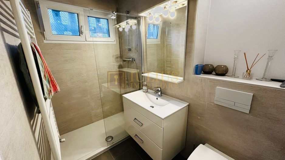 4 camere, 2 bai, centrala proprie - Poză 14