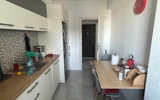vand  apartament  2 camere utilat si mobilat - Poză 9