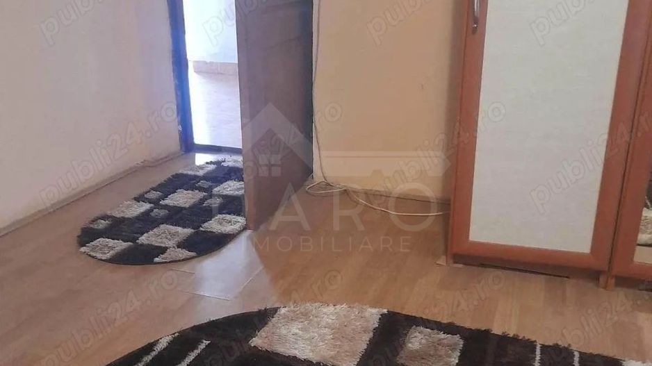 vând casă în Sângeorgiu de Mureș - Poză 2