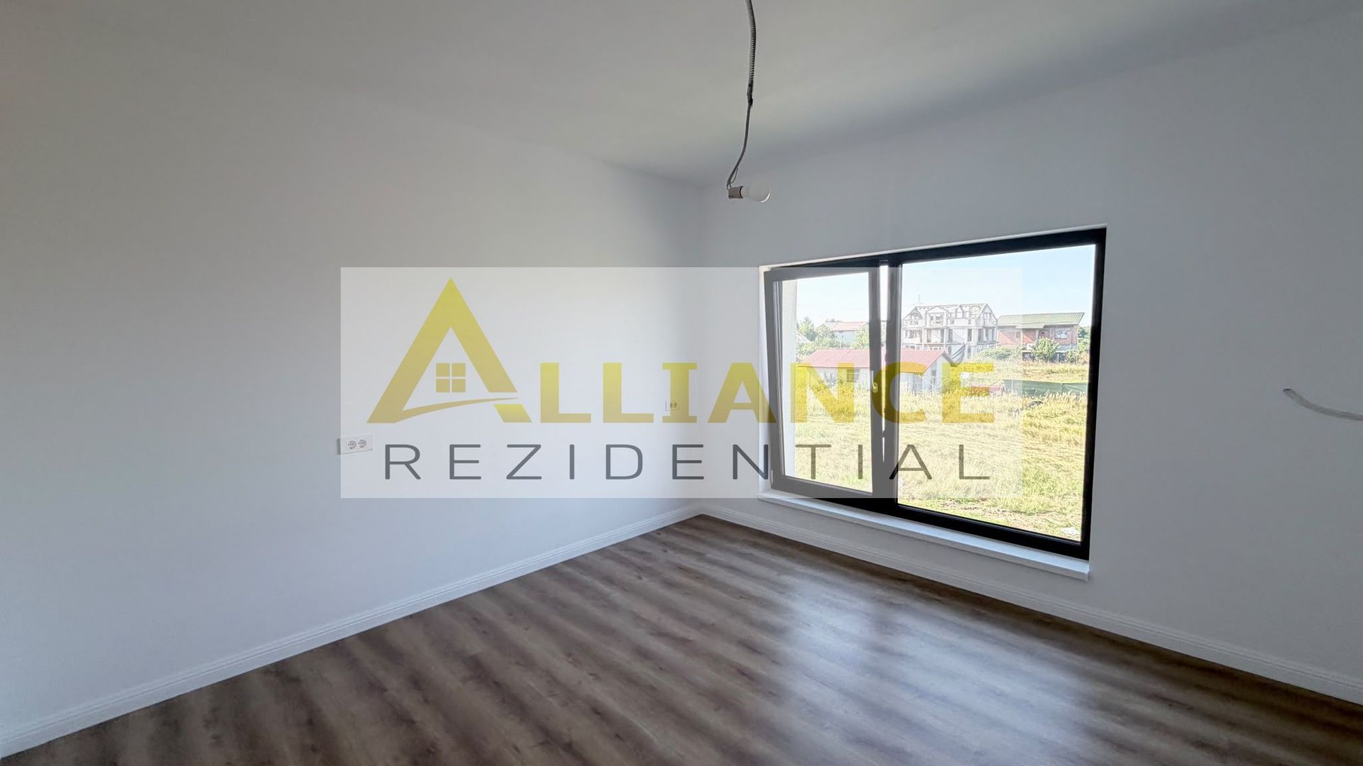 Casa Individuala 4 camere - 3 bai - 335mp teren - Poză 9