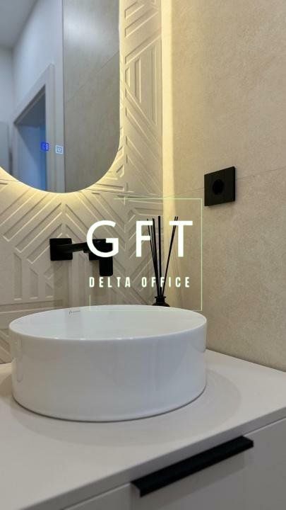 Central. Complet utilat. Nelocuit.Finisaje, dotari moderne - Poză 5