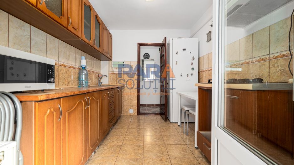 Apartament la etajul 1, semimobilat - Poză 8