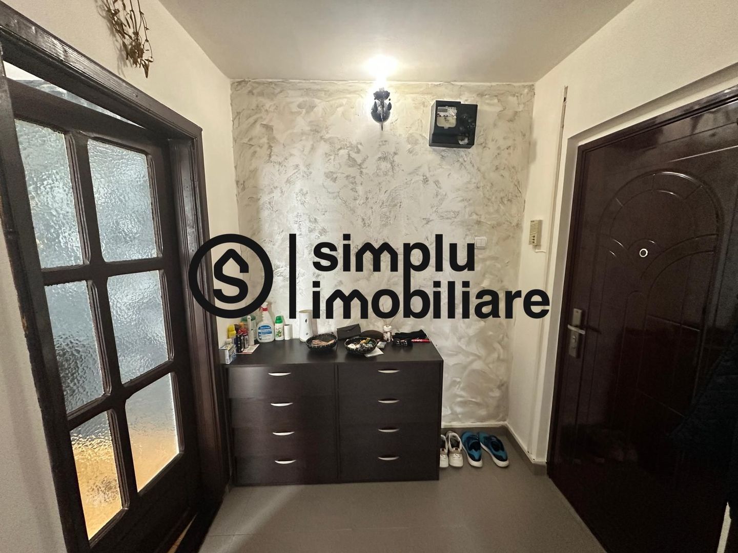 3 camere, etaj 2/4, centrala,  Rovine - 118 000 Euro - Poză 5