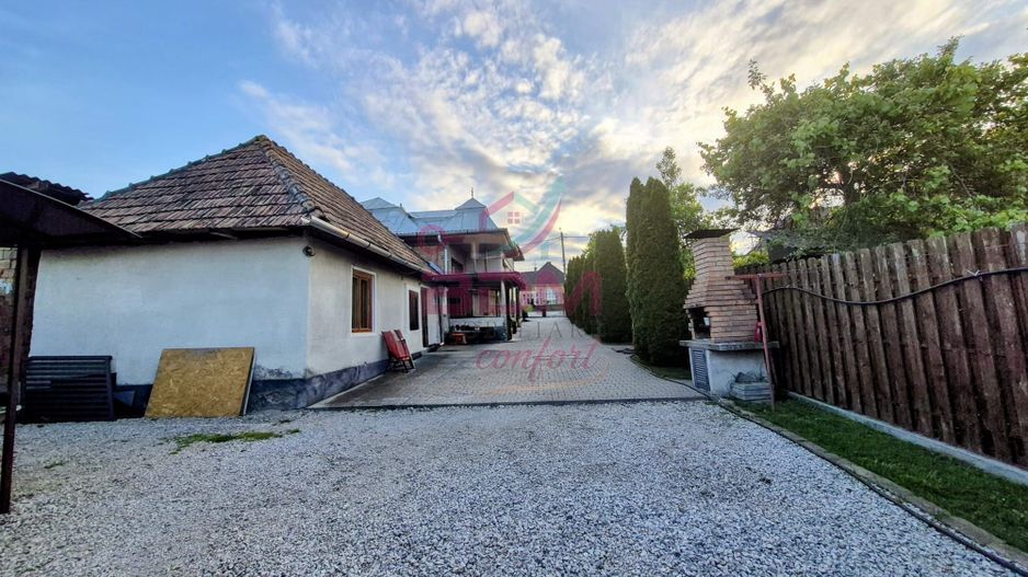 0% Comision | Casă la calcan | 570 mp teren I zona Bai - Poză 6