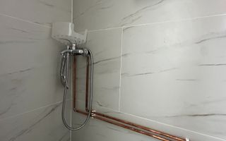 Camera cu baie, renovata complet, Str. Serii 2, prima inchiriere - Poză 8