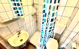 Garsonieră | Mobilată și utilată | Centrală proprie | Broscarie - Poză 6