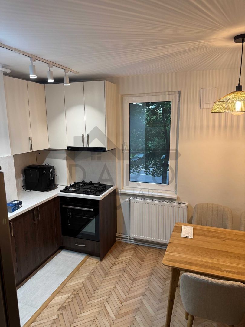 Apartament cu 3 camere, de inchiriat, direct de la proprietar. Strada Transilvania - Poză 8