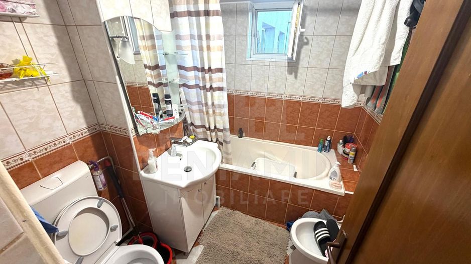 Apartament 3 camere 2 bai 71mp Brazda -centrala termica -trilateral - Poză 7
