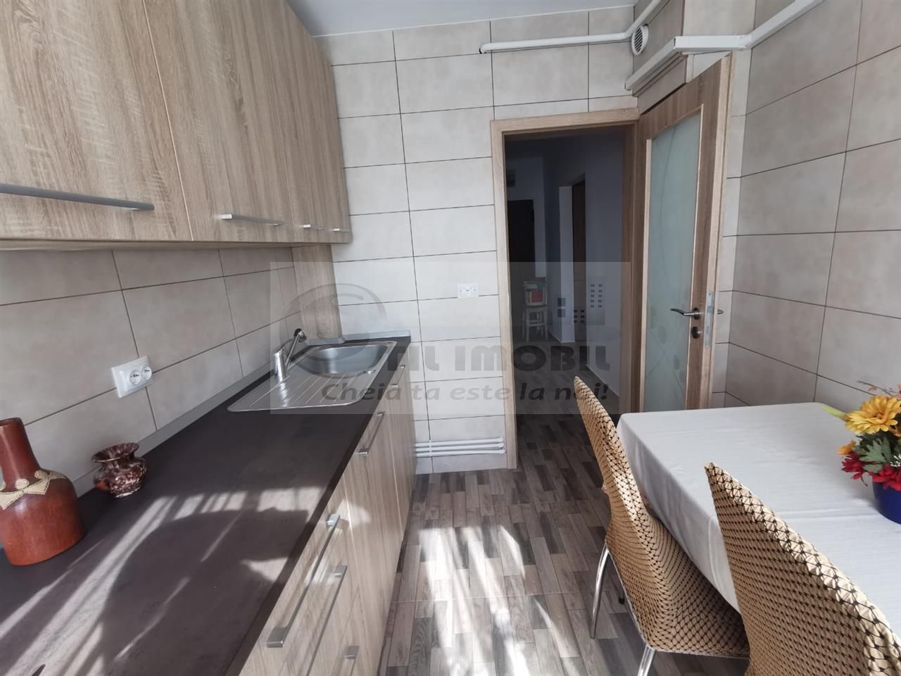Apartament 2 camere recent renovat  Alexandru cel Bun 399 euro - Poză 18