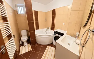 DE ÎNCHIRIAT 4 CAMERE - SEMICENTRAL - Poză 15
