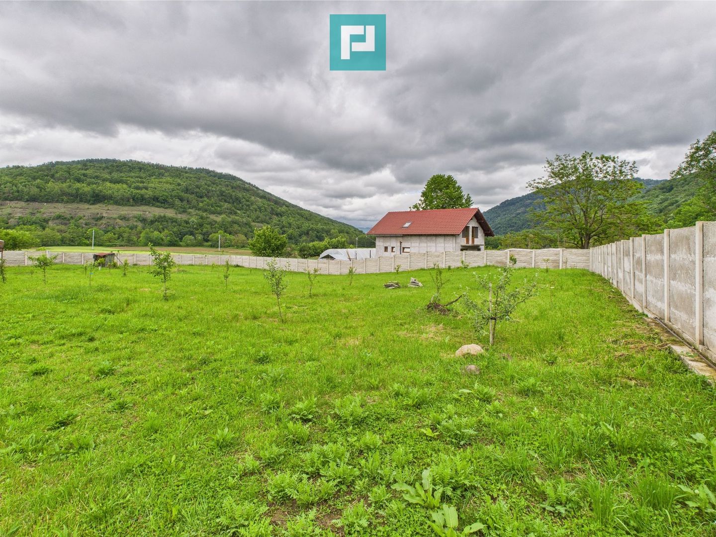 Casă în localitatea Gurahonț - Arad, teren 2914 mp - Poză 15