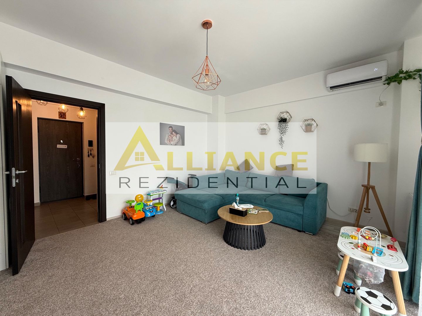 DECO RESIDENCE 3 min. METROU | 2 Camere 64mp - Poză 1