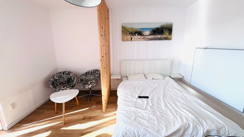 GARSONIERA ULTRAMODERNA MOBILATA & UTILATA BLOC 1980 LUJERULUI - Poză 2