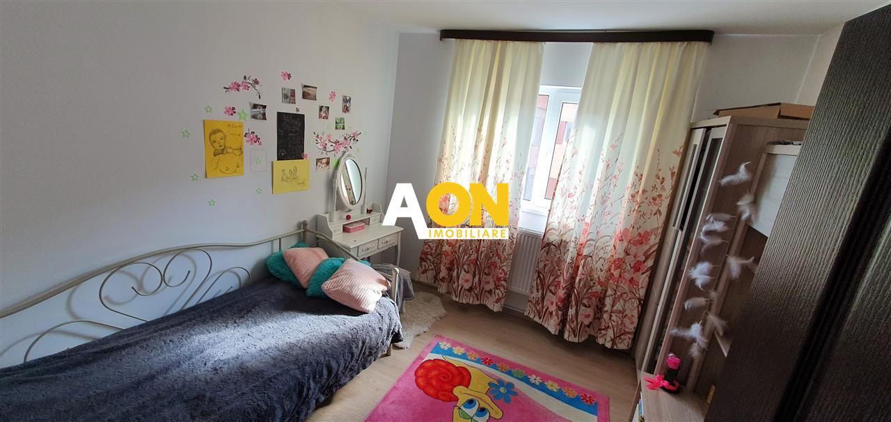 Apartament 3 camere, etaj intermediar, Cetate - Poză 4