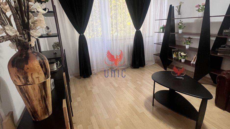 Decomandat, stradal, Calea Bucuresti etaj 1 - Poză 21