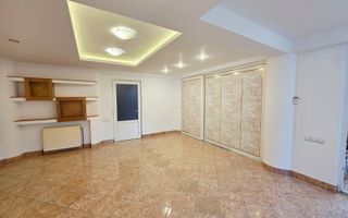 Spatiu comercial de inchiriat/Traian/ - Poză 1