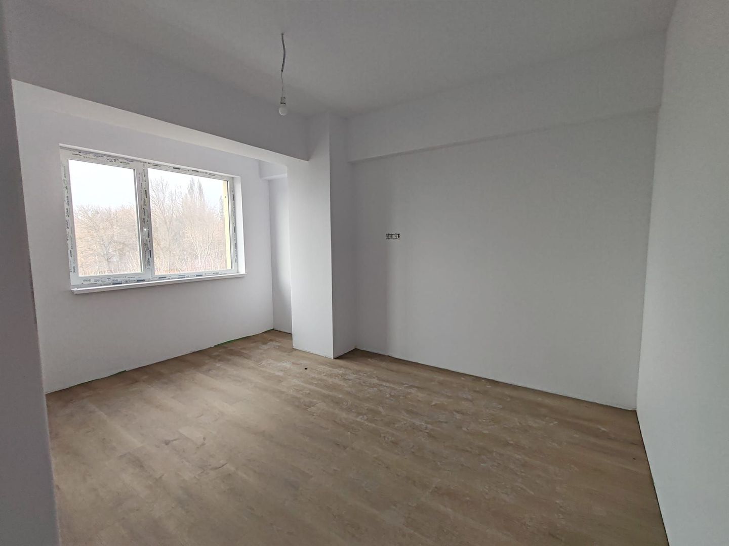 Apartament NOU 2 camere Dec 61 mp. Tatarasi 127660  euro - Poză 1
