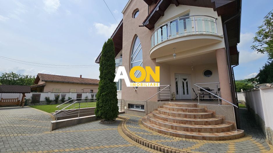 Casa 5 camere 561 mp teren la asfalt toate utilitatile Cetate - Poză 3