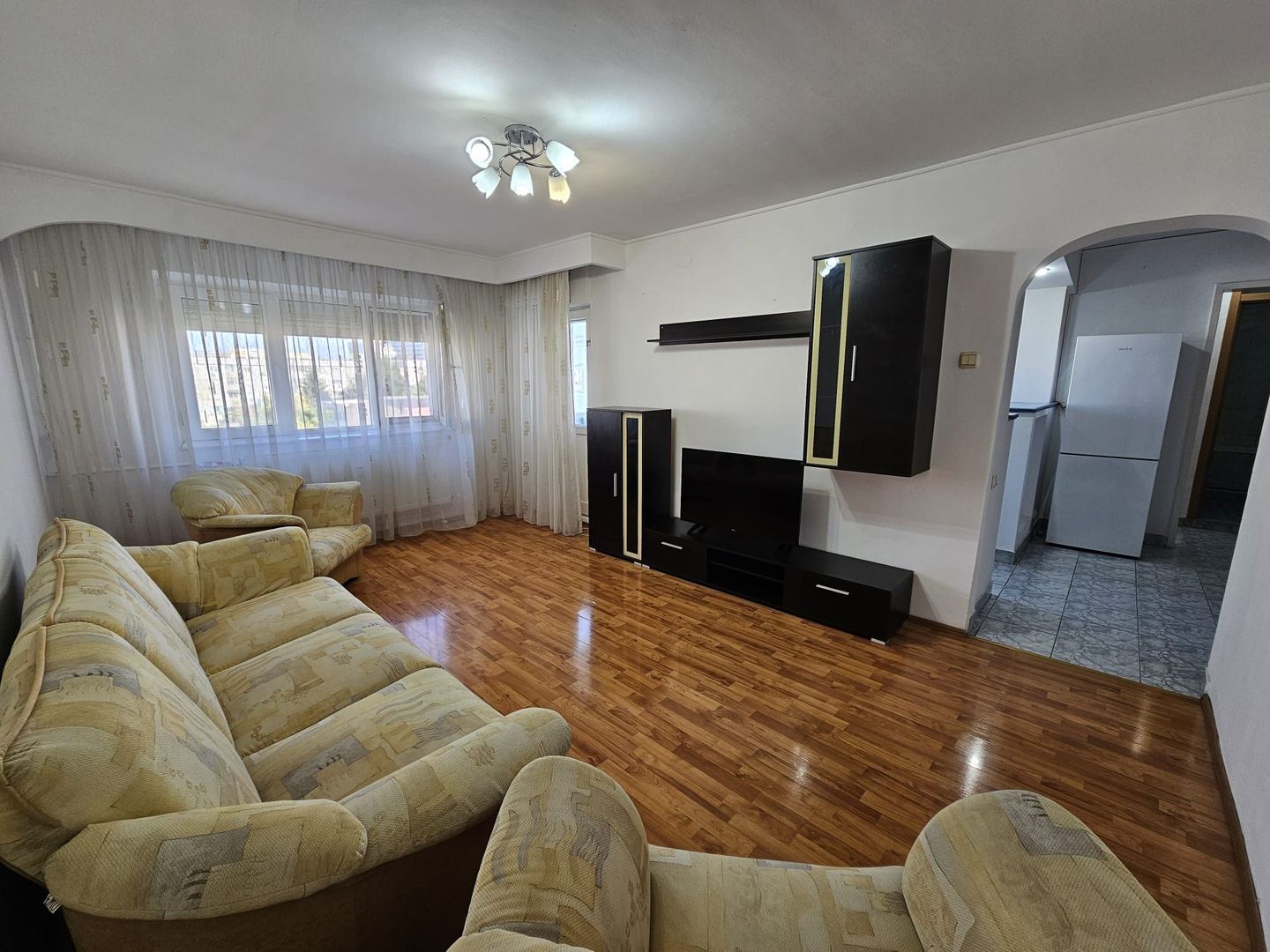 Apartament 2 camere I Aviatiei I - Poză 1