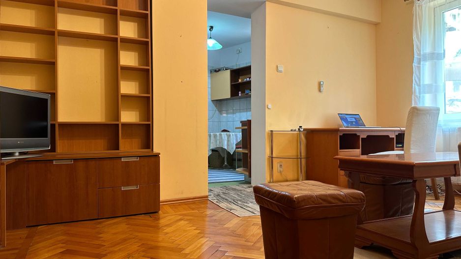 Apartament 2 camere, ultracentral, București, Piața Romană, Nr. 9 - Poză 2