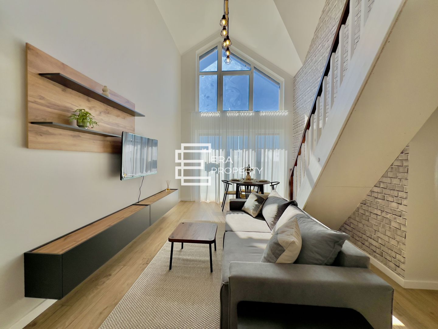 Penthouse 4 camere, terasa 14.42 mp mobilat -zona Aeroport Sibiu - Poză 3