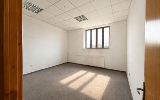 Spațiu de birouri zona centrala - langa primarie - Poză 9