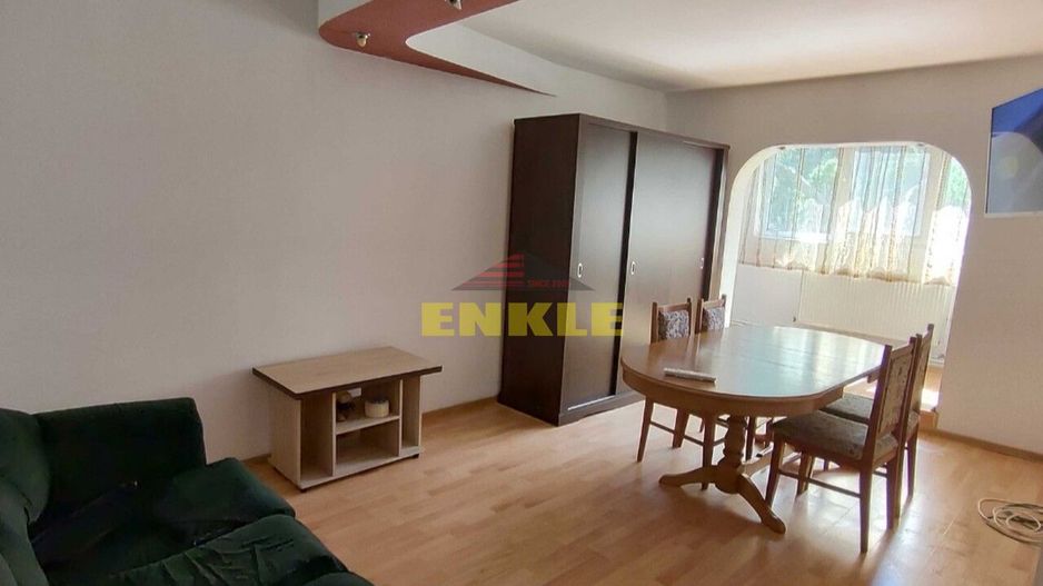 De vânzare apartament cu 3 camere decomandat, Biserica Sf. Ilie - Poză 1