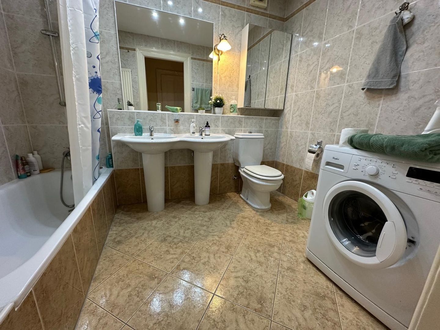 APARTAMENT DEOSEBIT IN ZONA CENTRALA - Poză 35