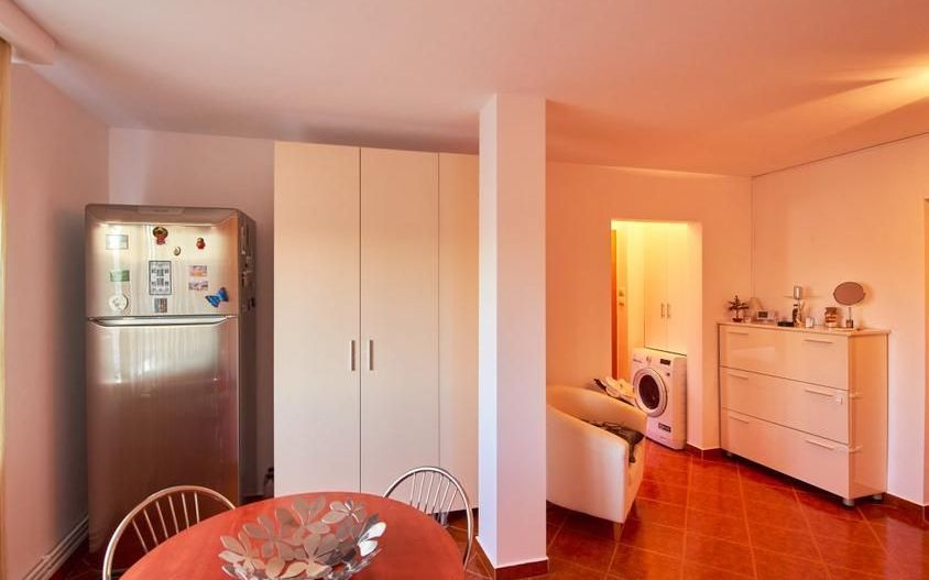 2 camere | prima inchiriere | centrala proprie | Sebastian - Razoare - Poză 7