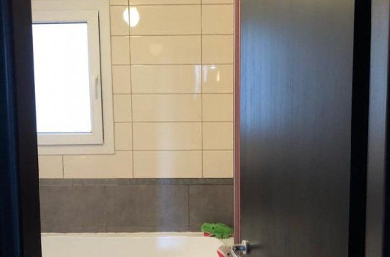 Vila mobilata si utilata, curte, terasa inchisa, parcare - Poză 8