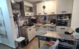 Casă cu 5 camere,  S+P+Mansarda-zona centrală Oradea(Strada Primariei) - Poză 6