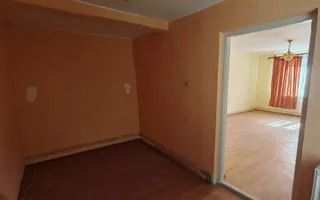Casa singur in curte zona ZONA ISTORICA langa Seminarul Teologic - Poză 12