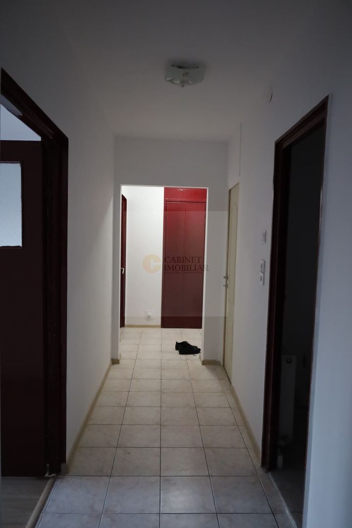 2 Camere  - 50MP | Decomandat | 1980 | Etaj 1/10 | Gorjului - 3 min - Poză 3