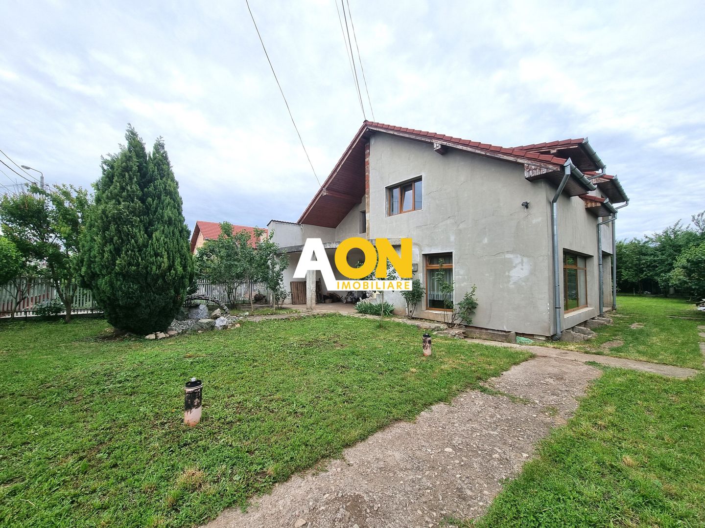 De vanzare casa 6 camere, S+P+M, 900mp teren, Cetate - Poză 1