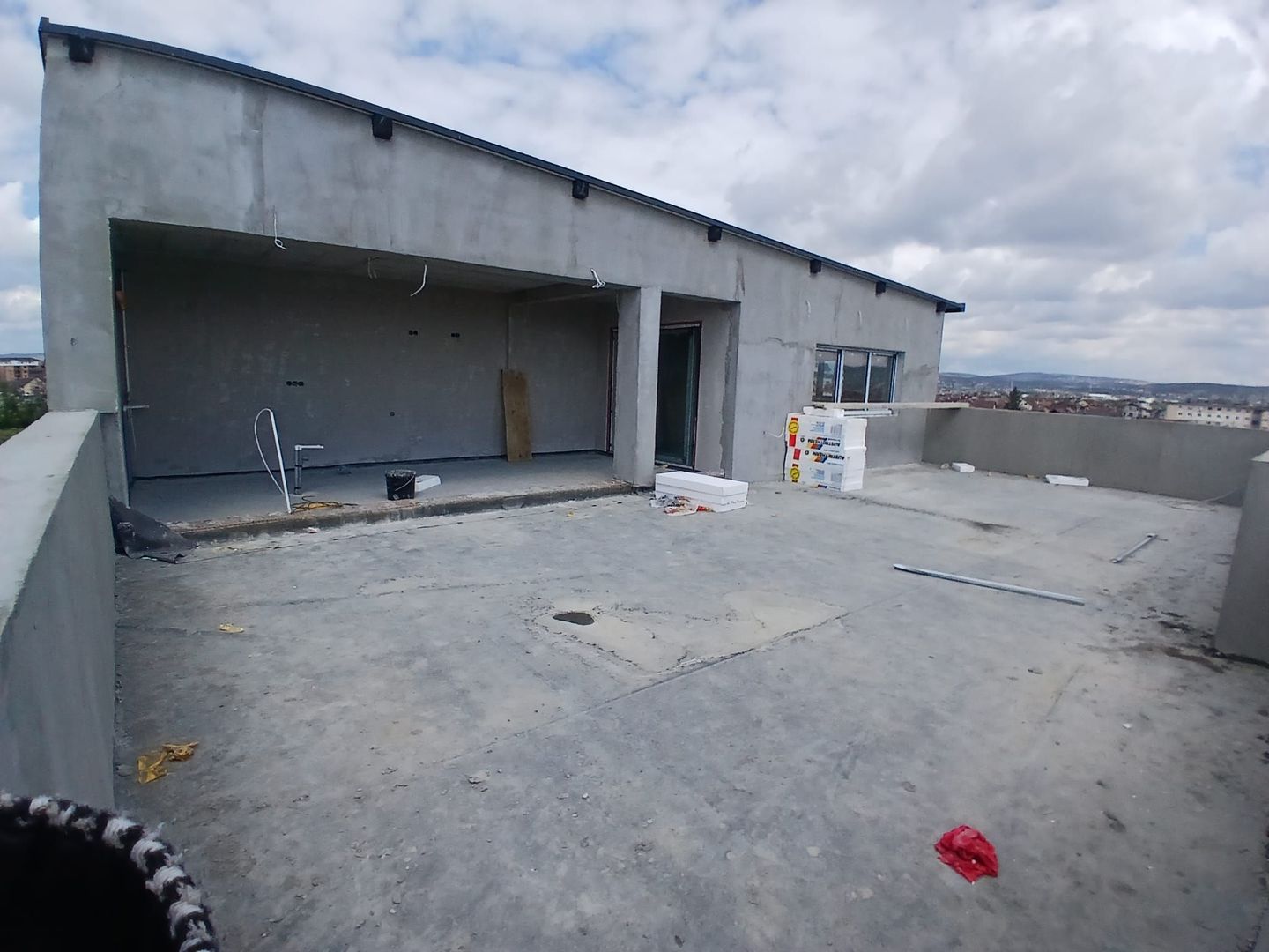 Penthouse pe malul lacului, cu terasă panoramică 90 mp - Poză 7