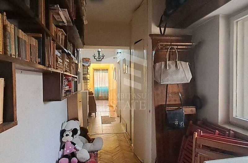 4 camere | 137 mp | Matei Voievod - Poză 7