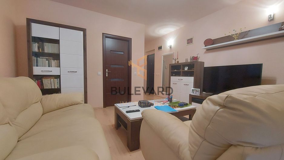 Apartament cu 3 camere/62,5mp/garaj/zona linistita! - Poză 2