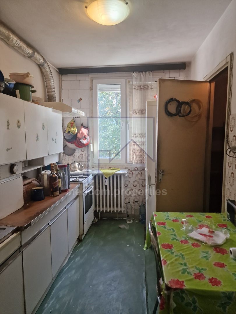 Vanzare apartament 4 camere Drumul Taberei - Poză 16