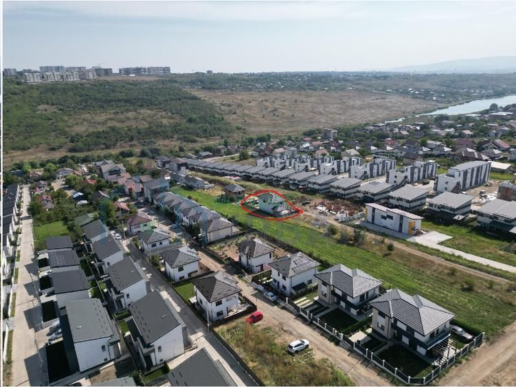 Casă de vânzare în Rediu - Poză 5