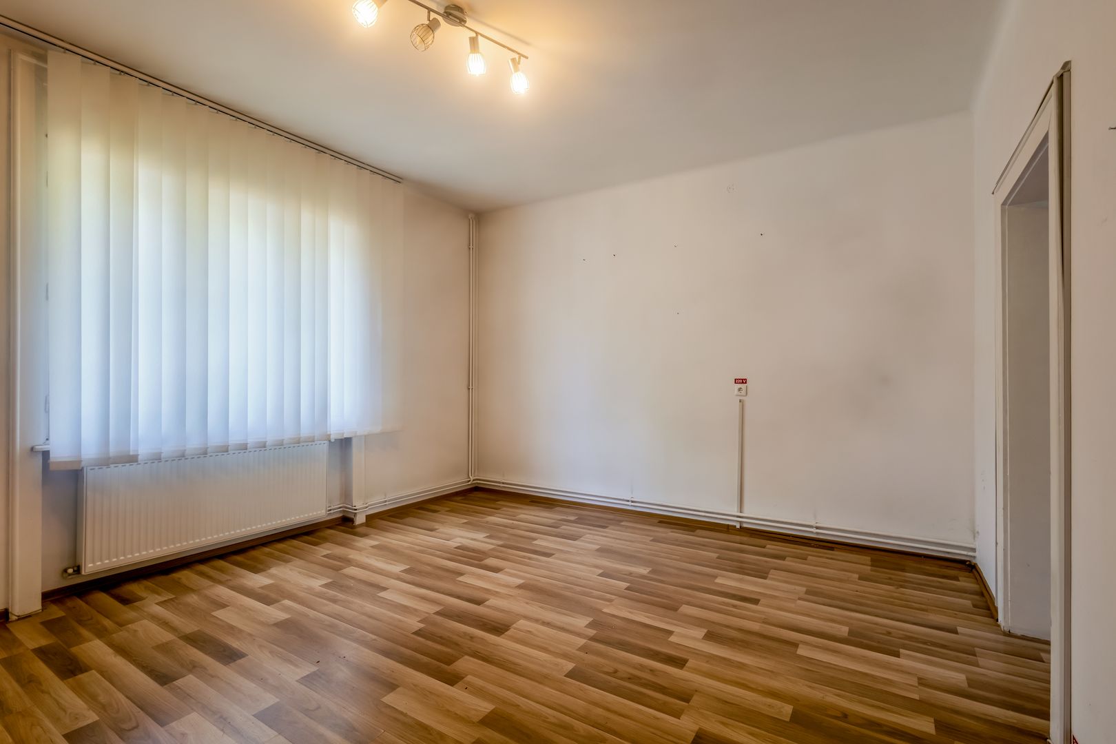 Vila 5 camere | Zona Tipografilor | Teren 695 MP | Constantin Brancusi - Poză 4