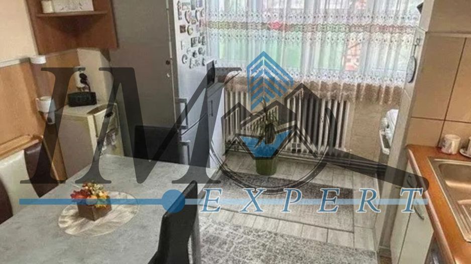 Vand apartament in zona Eroilor  Blaj - Poză 3